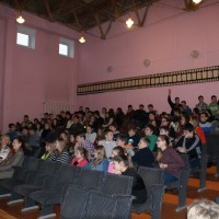 Kalėdinio žaisliuko konkursas su “Autologija” Vilniaus Fabijoniškių vidurinėje mokykloje