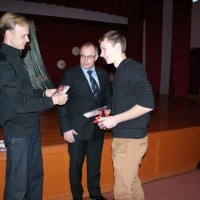 Kalėdinio žaisliuko konkursas su “Autologija” Vilniaus Fabijoniškių vidurinėje mokykloje